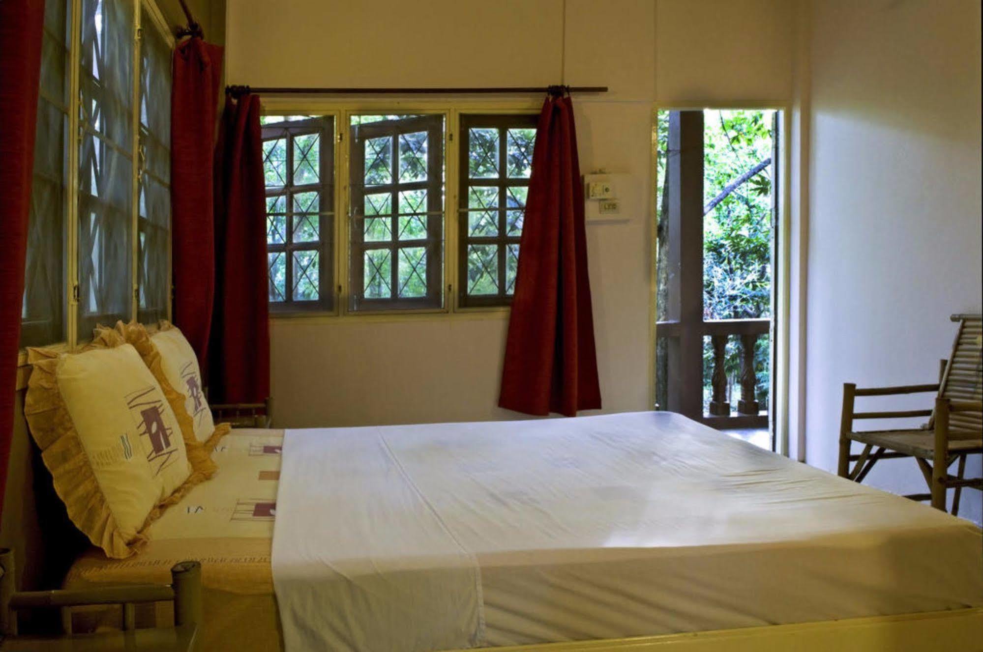 The Lost Resort Koh Samet Exterior photo